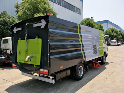 东风多利卡10立方洗扫车