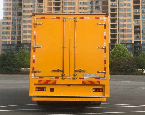 东风天龙100-1000KW抢险应急电源车