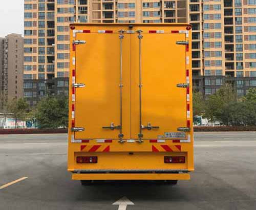 国六东风天锦100-300KW应急电源车